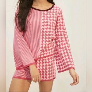 Dolan Pink & cranberry stripe  Houndstooth Lounge Sweater XS